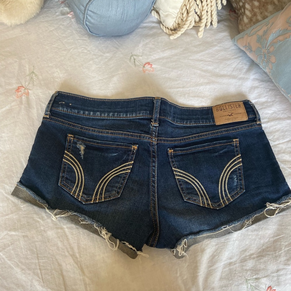 Hollister California Jean Shorts -Size 5 - Picture 3 of 7